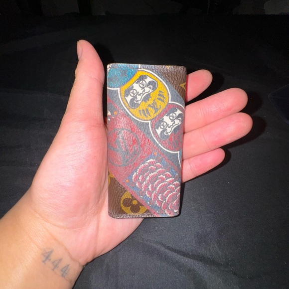 Louis Vuitton 4 Key Holder Yamamoto - Picture 2 of 5